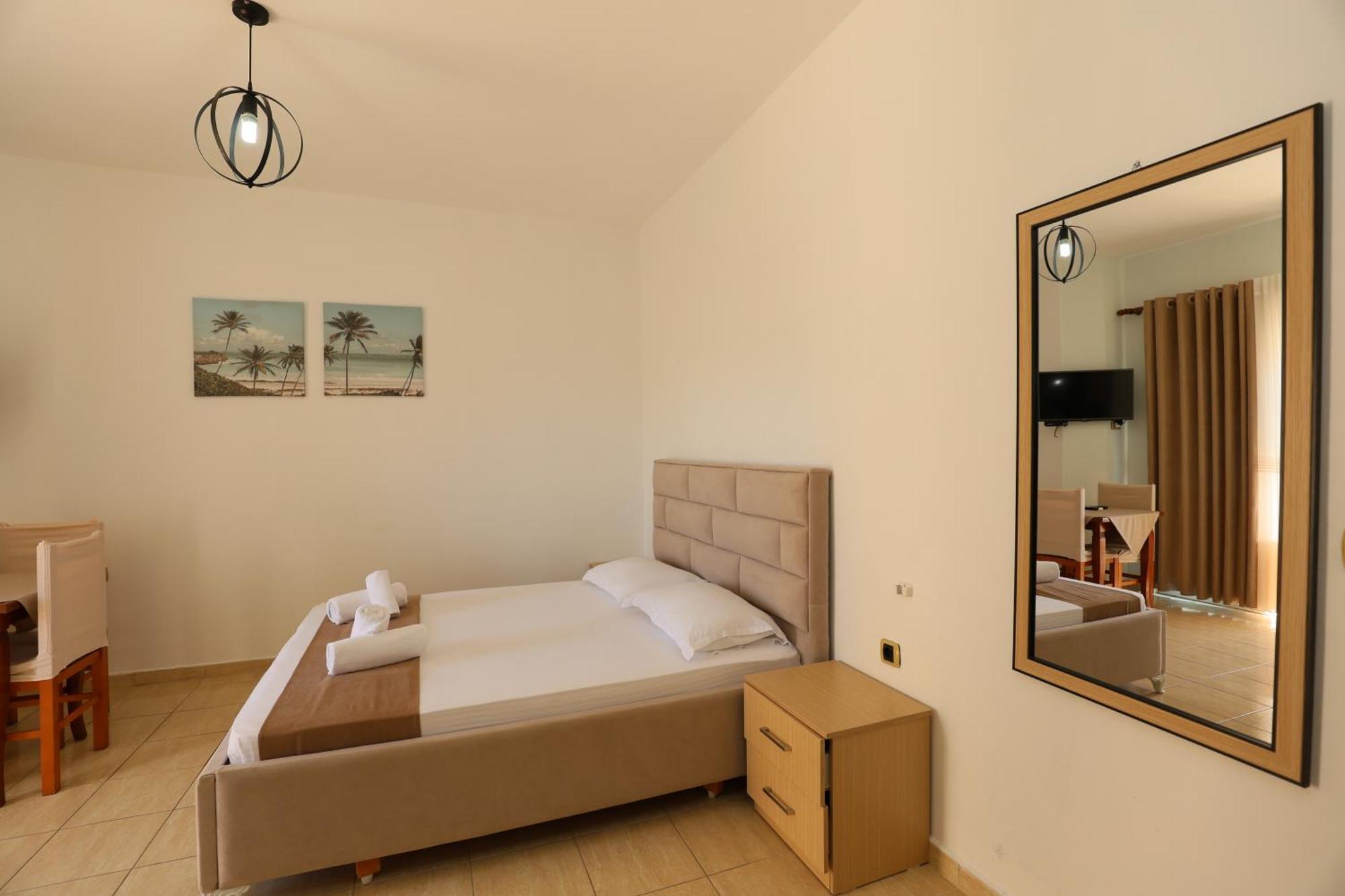 Michelle Apartments Ksamil Exterior photo