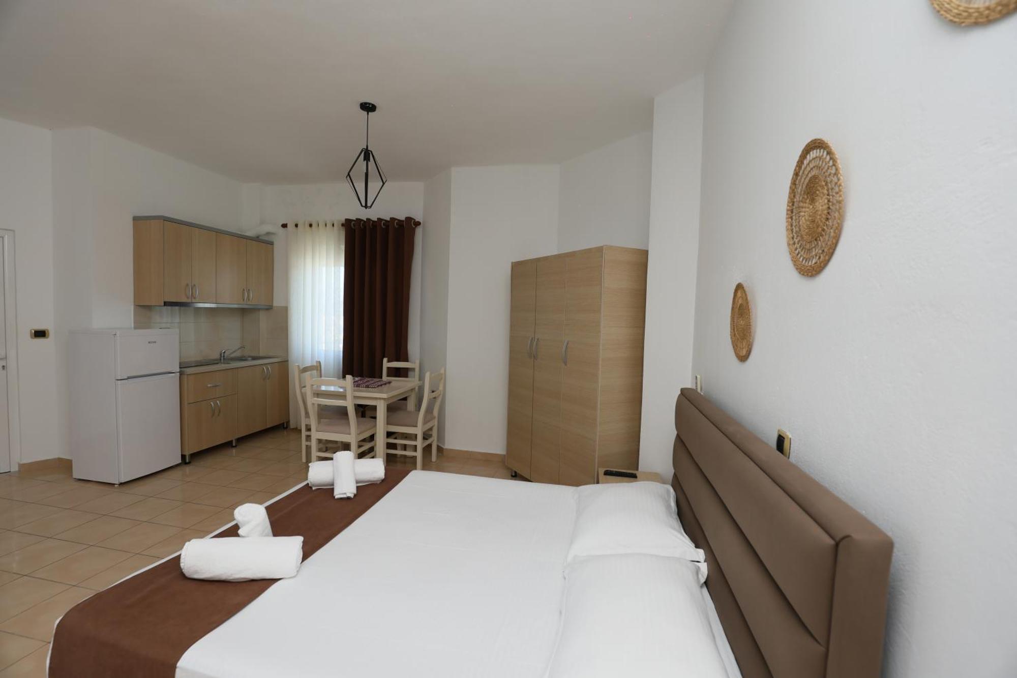 Michelle Apartments Ksamil Exterior photo